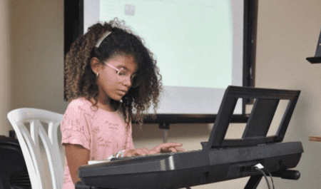 Introduction Learning Piano